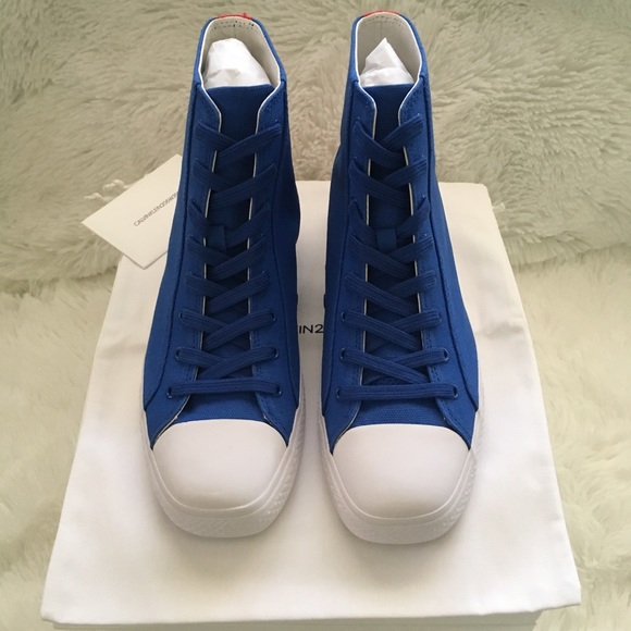 NIB Calvin Klein 205W39NYC blue canvas sneakers - Picture 4 of 8